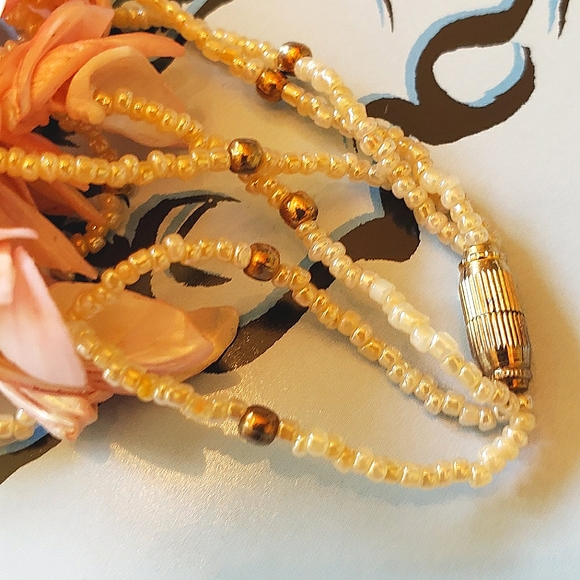 Vintage Necklace SeaShell Glass Bead Multi Strand - Picture 3 of 5